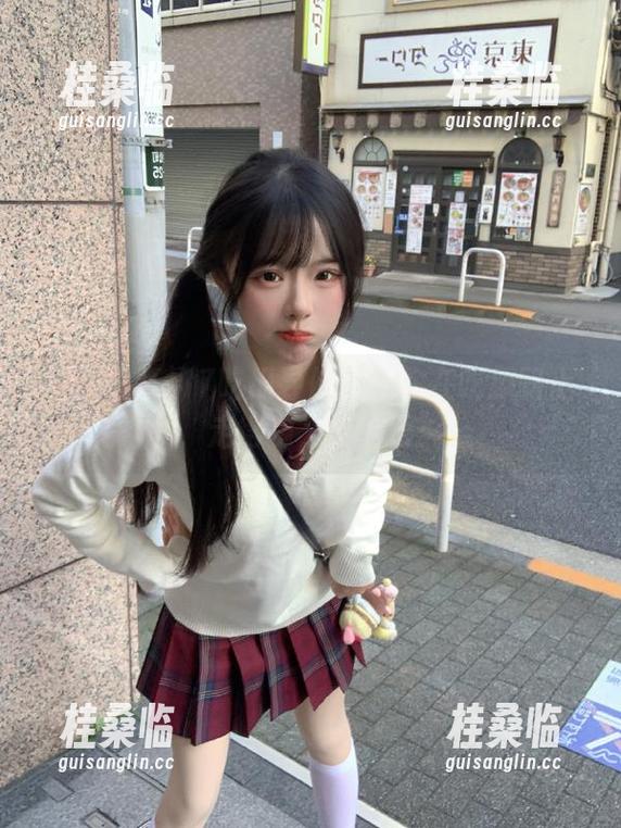 17吃瓜 17吃瓜导航:让你在吃瓜路上,走得稳,吃得香!