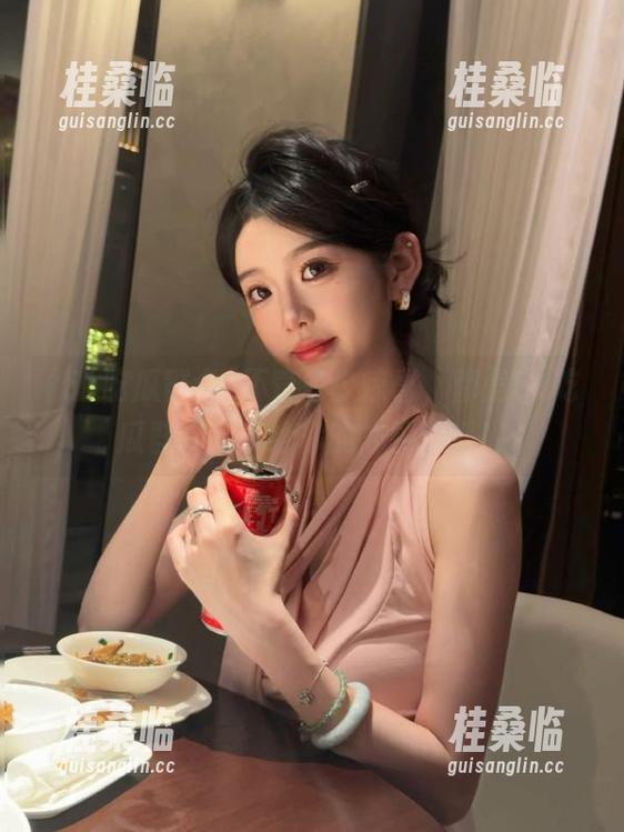 不管多少惊喜，都是51吃瓜群众分享给你的炸裂爆料！