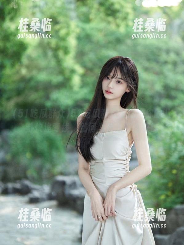 51吃瓜群众直达：你的八卦快递专线，别问为什么那么快！