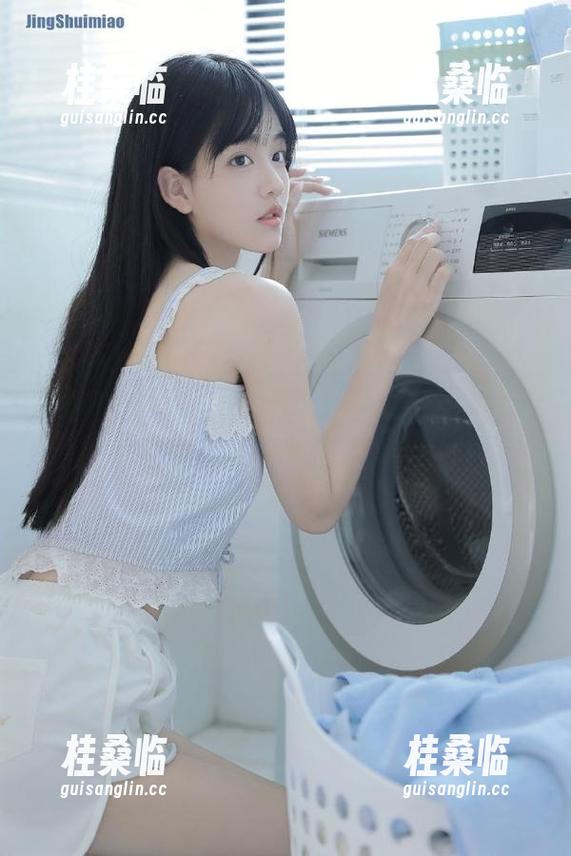 把“91黑料网”app丢进你的手机，随时随地馈赠你最新鲜的瓜！