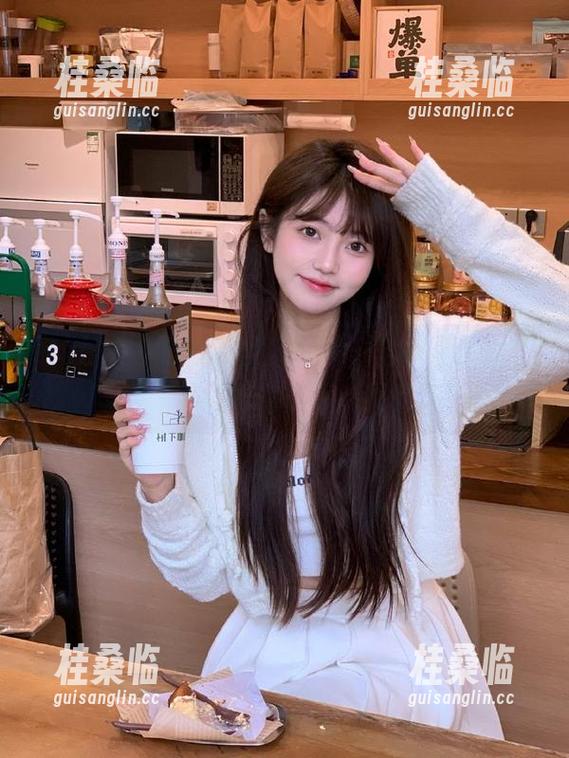 别告诉我你还没去过那个网址，www.fuli91现在可是网红选手！
