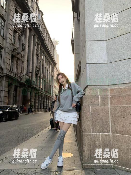 你不会相信五一吃瓜苹果版上的今日大瓜居然是这个！震惊！