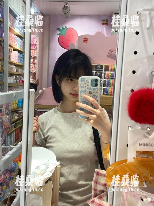 吃瓜网 吃瓜网2025最新版:永不迷路,纯粹是一场无底洞的瓜葛!