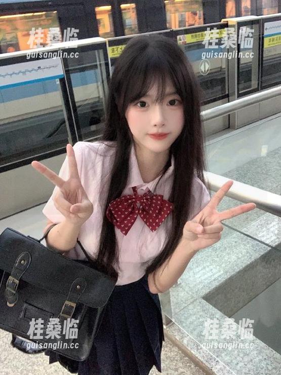 直达真相！吃瓜网app让你从观众变成评论员！