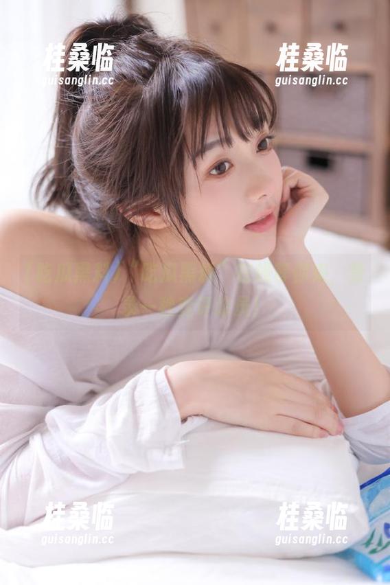“吃瓜黑料”在线等你来，登录一秒变评论员！