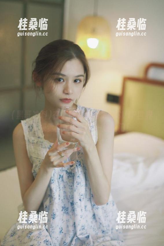 在黑哥冲料网页的SVIP世界，感觉自己开启了一扇新门！