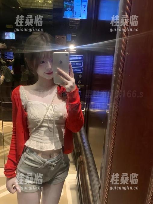 别眨眼，黑料不打烊166.su，直达你我之间的小秘密！