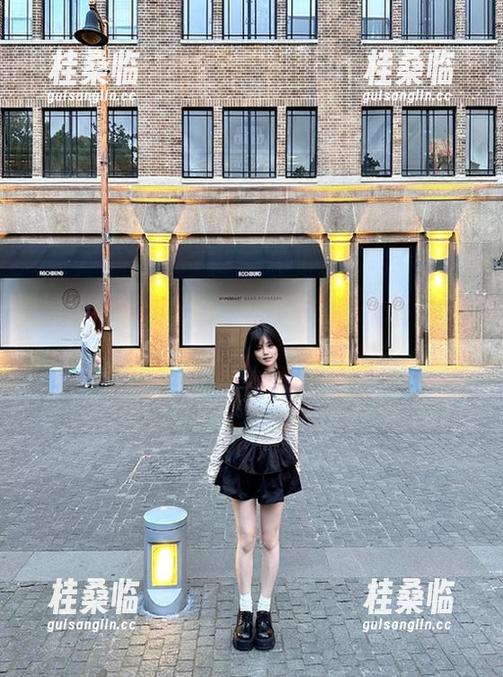 最新tttzzz668.su黑料不打烊：一键下载，瓜不停，真是无底洞啊！