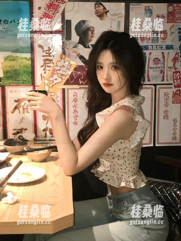 黑料不打烊 黑料不打烊苹果版上线!到底是打工人福利,还是新一波大瓜的开始?
