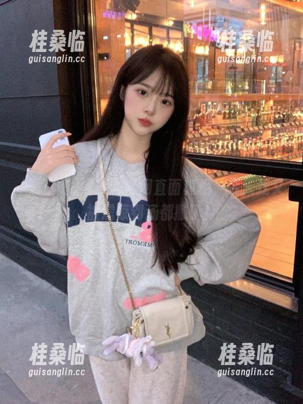 黑料吧官网直面真相，今天我又被震惊到汤都撒了！