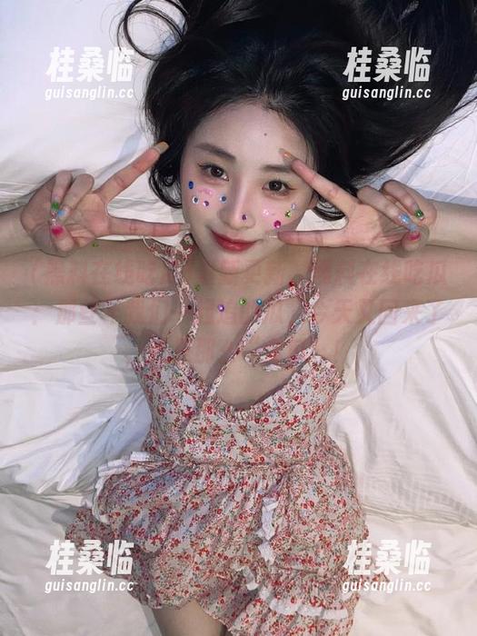 最新更新，黑料在线吃瓜：那些年我们一起追的瓜，今天又回来了，还是那么“金瓜”！