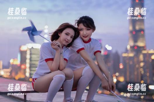 观看“黑料正能量”APP，黑卷竟然被包装成正能量，聪明吗？