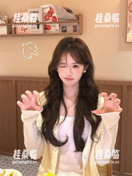 这条黑料正能量最新线路陪你看尽娱乐圈光怪陆离！