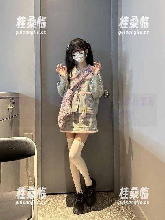 黑料网 今天的黑料网视频,让我心里有点小窃喜,这是公开的秘密吗?