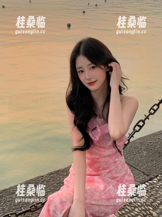 黑网料 吃瓜的最佳选择!“黑网料”马上下载,保你乐不思蜀